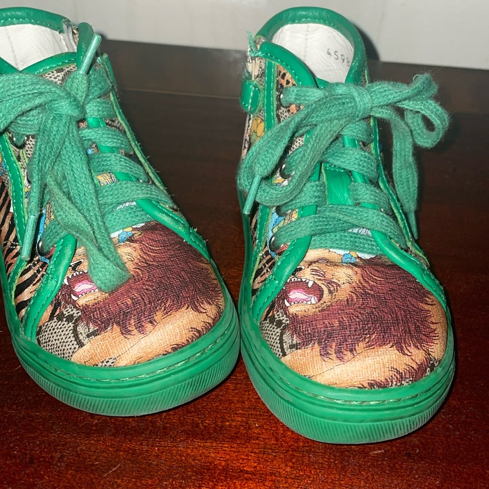 Gucci sneakers